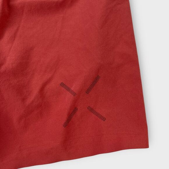 Ten Thousand Session Short Lined Garnet Rose Size XS - Picture 3 of 7